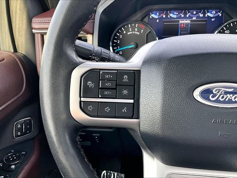 Certified 2024 Ford Expedition Limited image 18