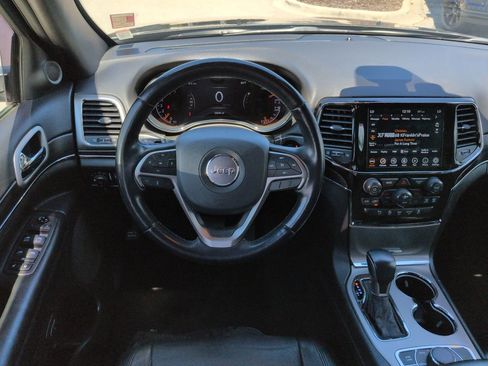 Used 2021 Jeep Grand Cherokee Limited AWD/4WD image 16