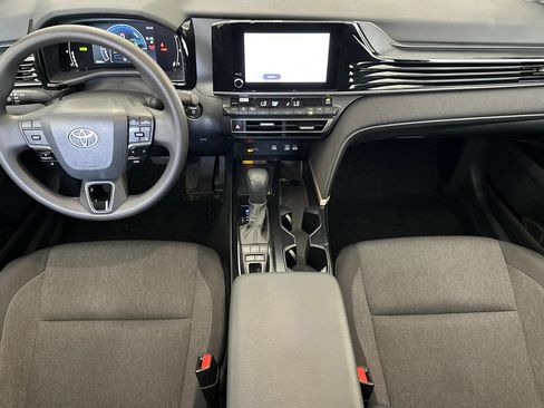 Used 2026 Toyota Camry LE FWD image 11