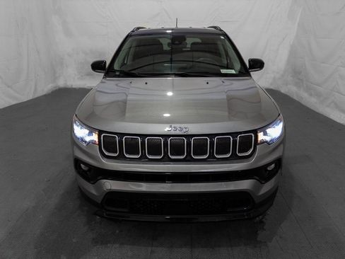 Used 2022 Jeep Compass Limited image 2
