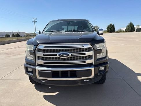 Used 2015 Ford F150 Platinum w/ Equipment Group 701A Luxury AWD/4WD image 2
