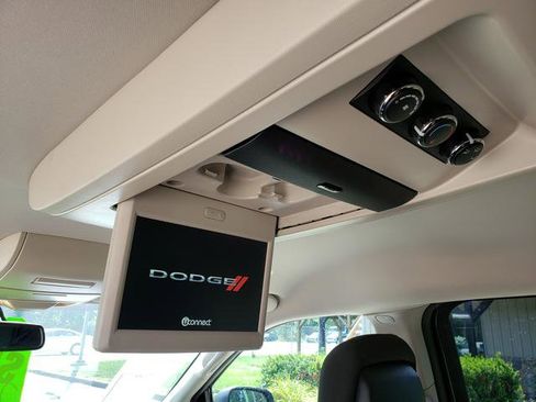 Used 2017 Dodge Grand Caravan SE w/ Power Window Group image 15