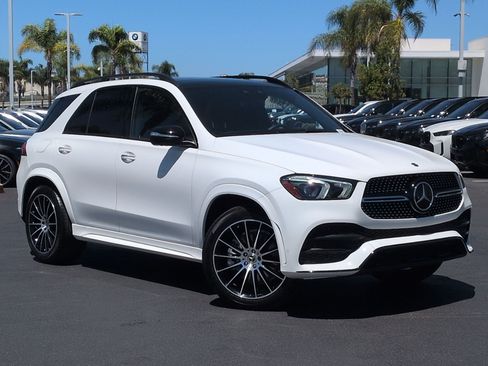 Used 2023 Mercedes-Benz GLE 450 4MATIC image 2