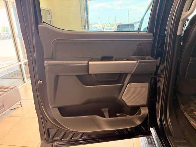 Used 2021 Ford F150 Lariat w/ Equipment Group 502A High AWD/4WD image 16