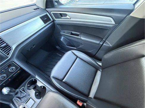 Used 2018 Volkswagen Atlas SE FWD image 13