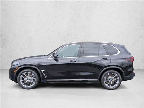Used 2026 BMW X5 xDrive50e w/ Premium Package AWD/4WD image 9