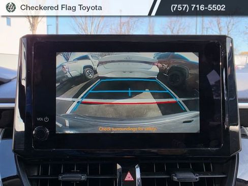 Used 2023 Toyota Corolla LE image 17