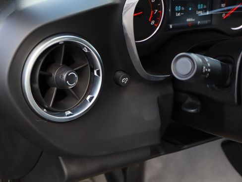 Used 2018 Chevrolet Camaro LT w/ RS Package image 11