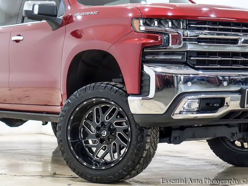 Used 2019 Chevrolet Silverado 1500 LTZ w/ LTZ Plus Package image 3