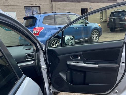 Used 2016 Subaru Crosstrek 2.0i Premium AWD/4WD image 11