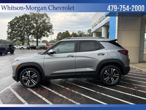 New 2026 Chevrolet TrailBlazer LT w/ Convenience Package image 2