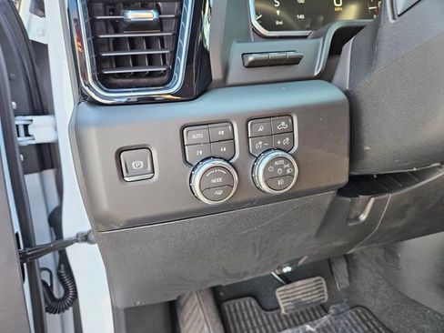 New 2026 GMC Sierra 3500 Denali Ultimate AWD/4WD image 20