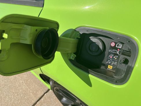 Used 2023 Dodge Charger Scat Pack w/ Harman/Kardon Audio Group image 38