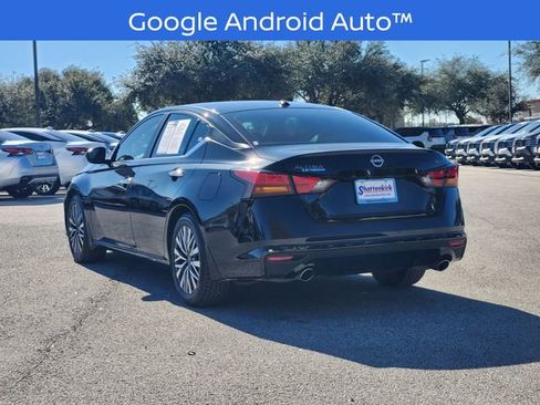 Certified 2024 Nissan Altima 2.5 SV w/ SV Premium Package image 3