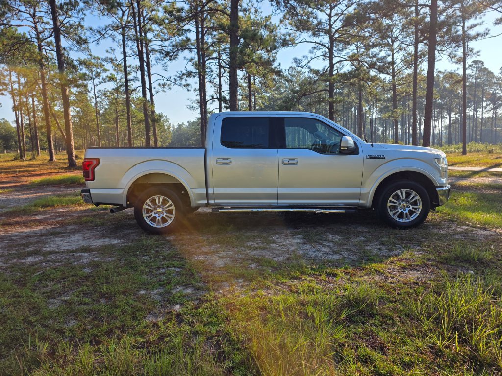 Used 2016 Ford F150 Lariat w/ Equipment Group 501A Mid RWD image 6