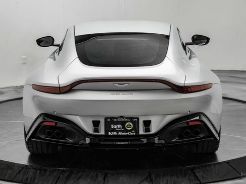 Used 2019 Aston Martin V8 Vantage Coupe RWD image 15