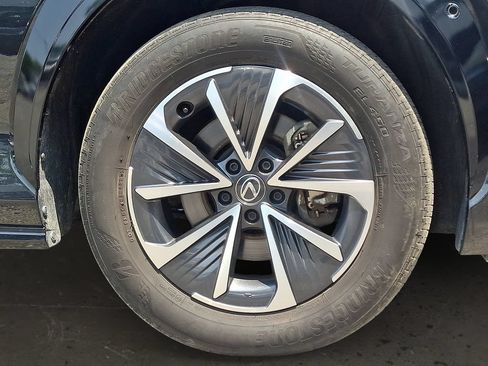 Used 2023 Lexus RZ 450e Premium w/ Technology Package AWD/4WD image 9