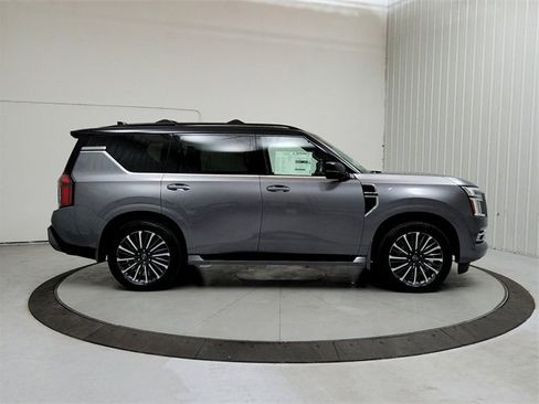 New 2025 Nissan Armada Platinum Reserve image 8