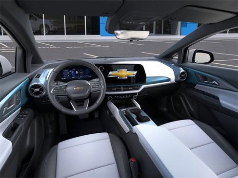 New 2026 Chevrolet Equinox EV LT w/ Convenience Package II image 16