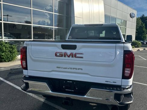 Used 2025 GMC Sierra 2500 SLE w/ SLE Value Package; AWD/4WD image 4