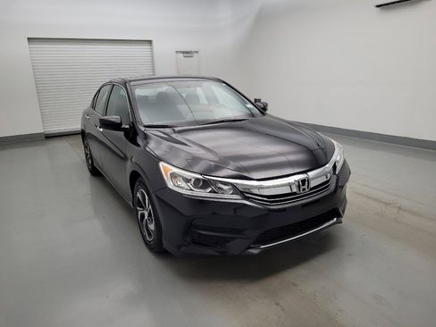 Used 2016 Honda Accord LX image 13