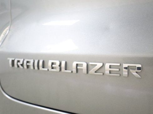 Used 2023 Chevrolet TrailBlazer LS FWD image 22