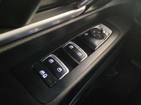 Used 2020 Kia Telluride LX image 27