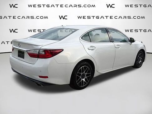 Used 2018 Lexus ES 350 w/ Premier Package FWD image 11
