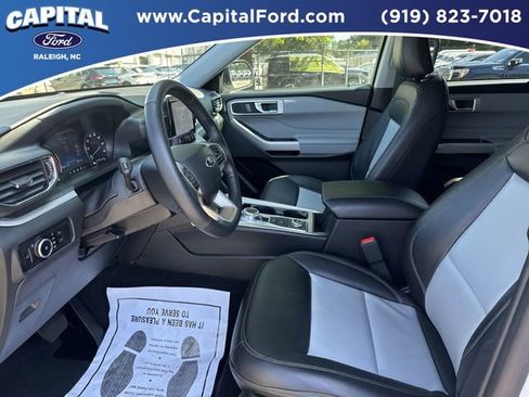 Used 2023 Ford Explorer XLT w/ Equipment Group 202A image 17