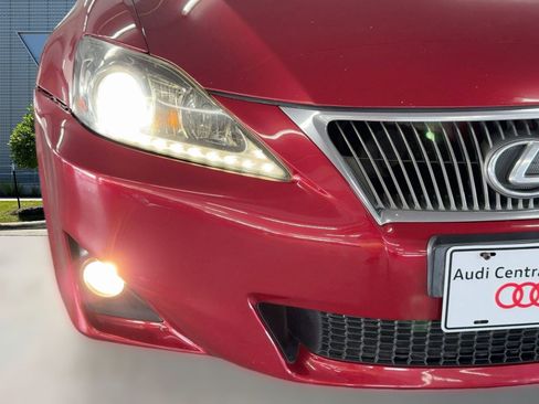 Used 2011 Lexus IS 250 4dr Sport Sdn Auto AWD image 11