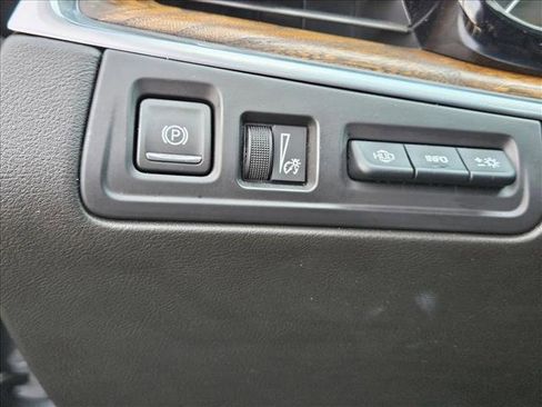 Used 2024 Cadillac XT5 Premium Luxury w/ Platinum Package image 19