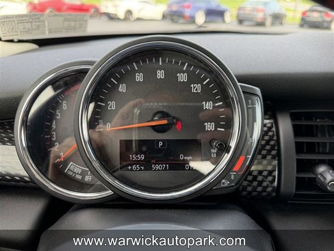 Used 2019 MINI Cooper S image 6