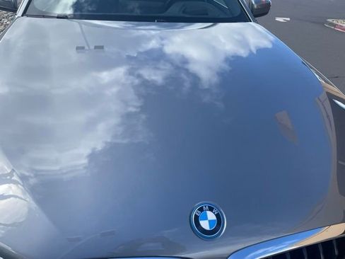 Used 2023 BMW 530e w/ Executive Package image 17