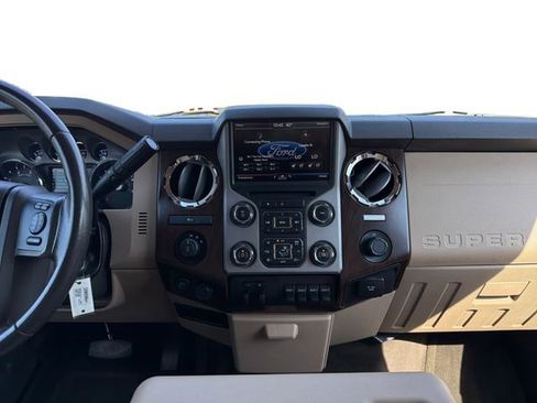 Used 2016 Ford F250 Lariat w/ Chrome Package image 15