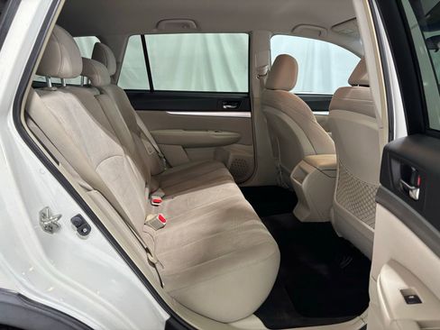 Used 2014 Subaru Outback 2.5i Premium image 14