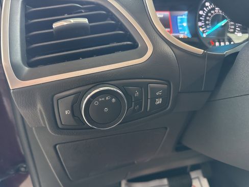 Certified 2020 Ford Edge SEL w/ Convenience Package image 25