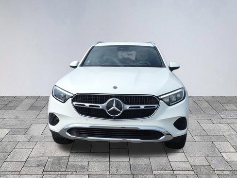 Certified 2026 Mercedes-Benz GLC 300 image 2