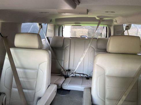 Used 2016 GMC Yukon XL Denali w/ Open Road Package AWD/4WD image 15