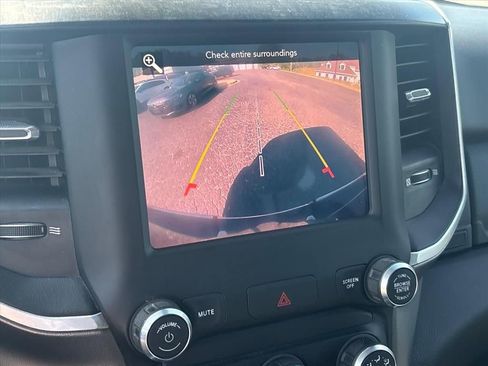 Used 2019 RAM 1500 Big Horn AWD/4WD image 30