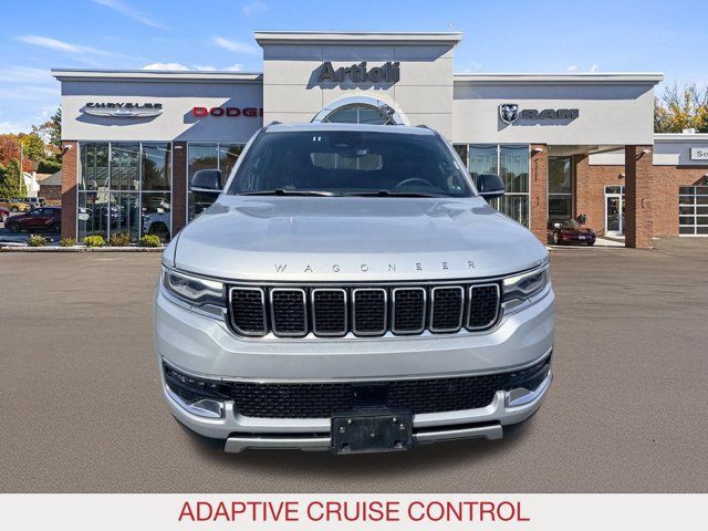 Certified 2024 Jeep Wagoneer Series II AWD/4WD image 3