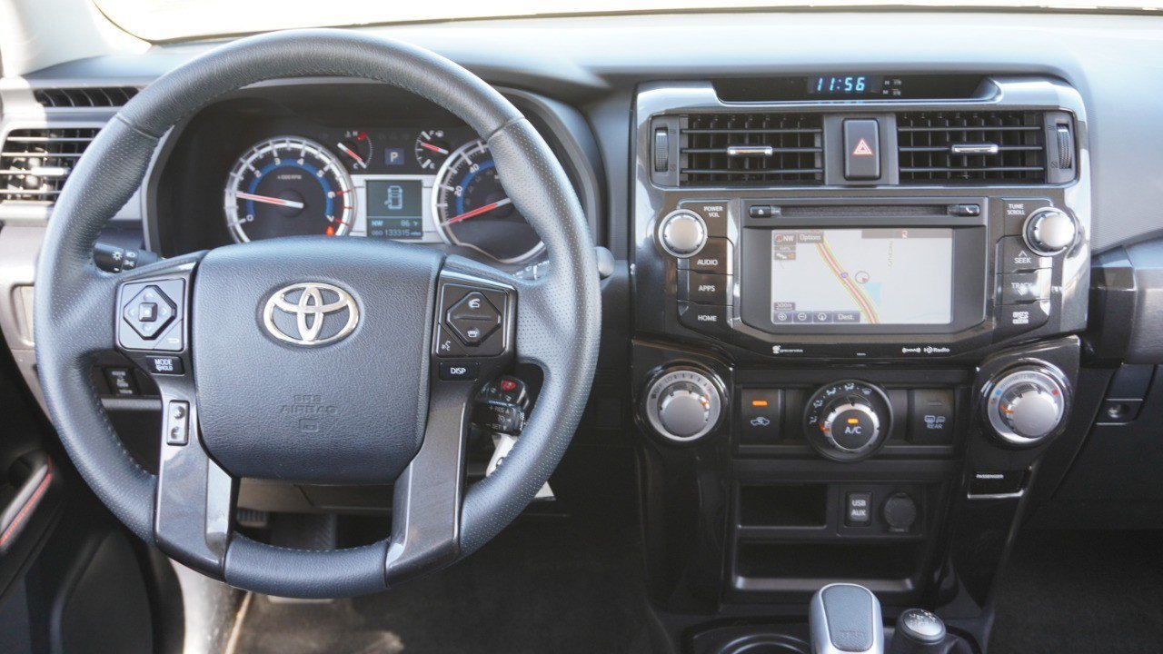 Used 2019 Toyota 4Runner TRD Off-Road Premium AWD/4WD image 29