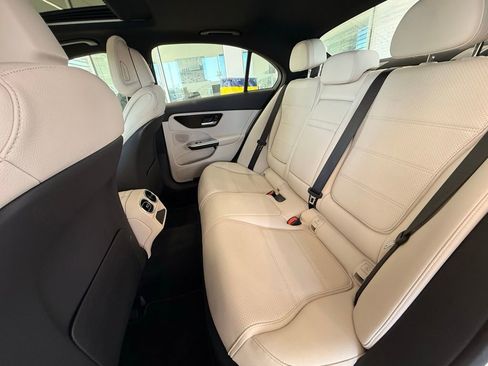 Used 2023 Mercedes-Benz C 300 4MATIC Sedan w/ Exclusive Trim Package image 18