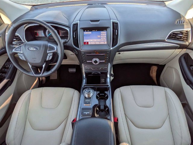 Used 2019 Ford Edge Titanium w/ Class II Trailer Tow Package AWD/4WD image 15