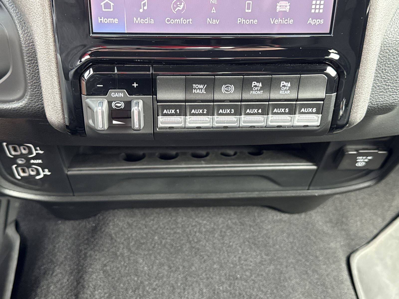 Used 2025 RAM 2500 Tradesman AWD/4WD image 21
