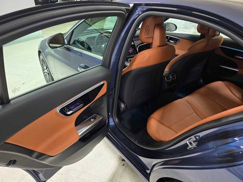 Certified 2025 Mercedes-Benz C 300 4MATIC Sedan image 15