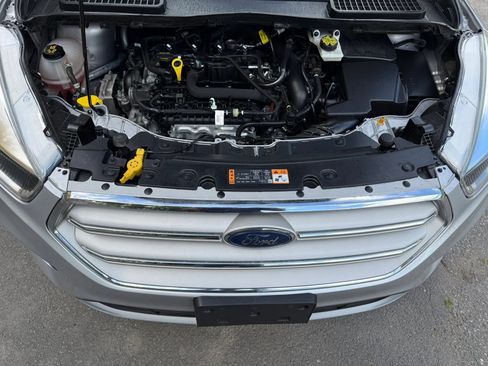 Used 2019 Ford Escape SE AWD/4WD image 38