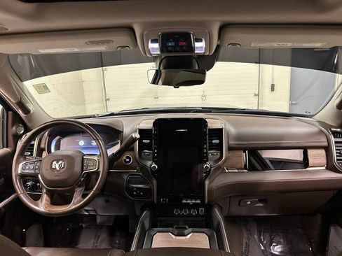 Used 2025 RAM 3500 Longhorn AWD/4WD image 18