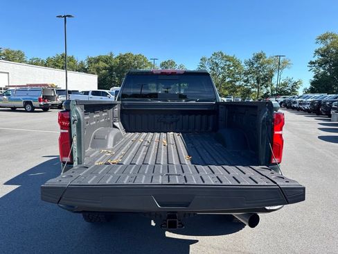 Used 2026 Chevrolet Silverado 2500 ZR2 AWD/4WD image 7
