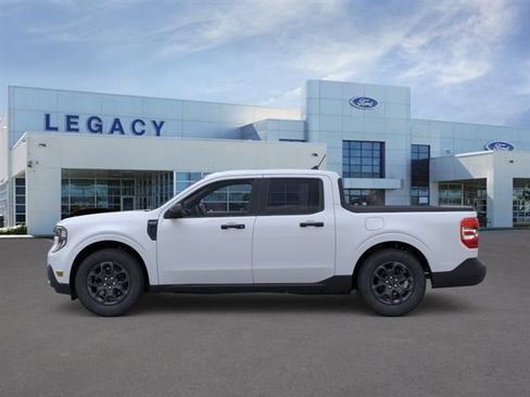 New 2026 Ford Maverick XLT w/ XLT Luxury Package FWD image 3