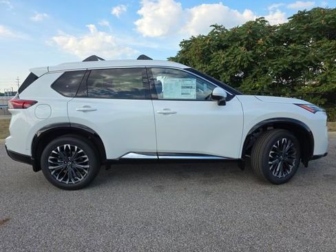 New 2026 Nissan Rogue Platinum w/ Platinum Premium Package image 21